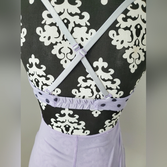 Lululemon light purple tank top women's size 8 - Picture 10 of 12